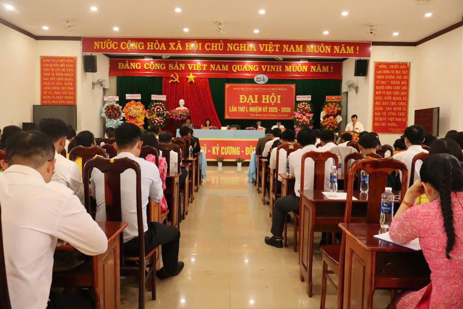 ĐẠI HỘI ĐẢNG BỘ UBND XÃ DRAY BHĂNG LẦN THỨ I, NHIỆM KỲ 2025-2030