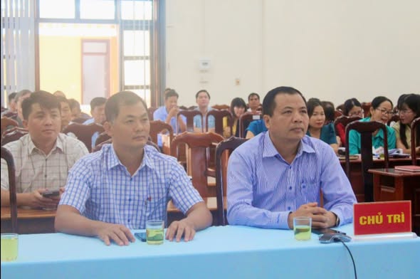 HỘI NGHỊ TOÀN QUỐC QUÁN TRIỆT, TRIỂN KHAI THỰC HIỆN 04 NGHỊ QUYẾT CỦA BỘ CHÍNH TRỊ VỀ HỘI NHẬP QUỐC TẾ, AN NINH NĂNG LƯỢNG QUỐC GIA, ĐỘT PHÁ PHÁT TRIỂN GIÁO DỤC VÀ ĐÀO TẠO, BẢO VỆ, CHĂM SÓC, NÂNG CAO SỨC KHỎE NHÂN DÂN TẠI ĐIỂM CẦU XÃ DRAY BHĂNG