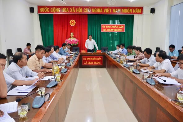 Họp triển khai kế hoạch tổ chức Đại hội Thể dục thể thao xã Dray Bhăng lần thứ I, năm 2025 - 2026.