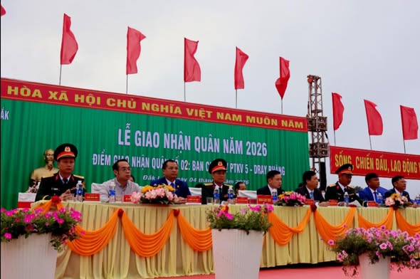 XÃ DRAY BHĂNG THAM GIA LỄ GIAO, NHẬN QUÂN NĂM 2026 TẠI ĐIỂM GIAO NHẬN QUÂN SỐ 2 – KHU VỰC PHÒNG THỦ 5